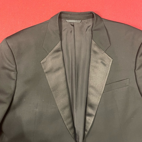 Armani Collezioni Tuxedo/Dinner Jacket - Picture 8 of 16